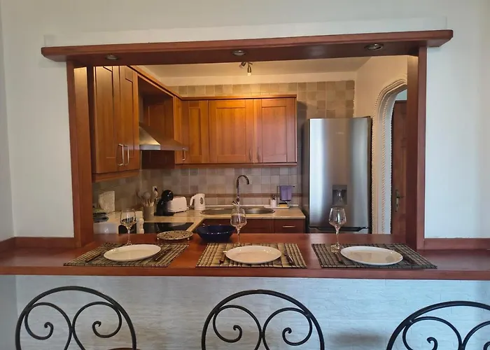 & Peaceful Garden - 1 Bed With Swimming Pool 公寓 *