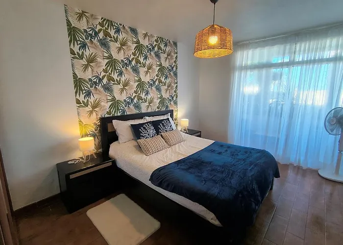 & Peaceful Garden - 1 Bed With Swimming Pool 公寓 *