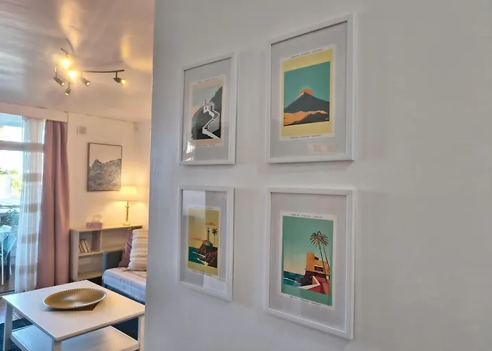 公寓 & Peaceful Garden - 1 Bed With Swimming Pool 拉克鲁斯