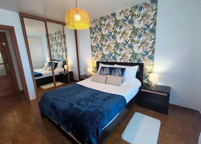 & Peaceful Garden - 1 Bed With Swimming Pool 公寓