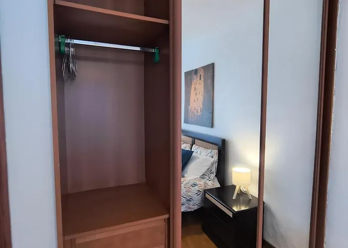 公寓 & Peaceful Garden - 1 Bed With Swimming Pool 拉克鲁斯